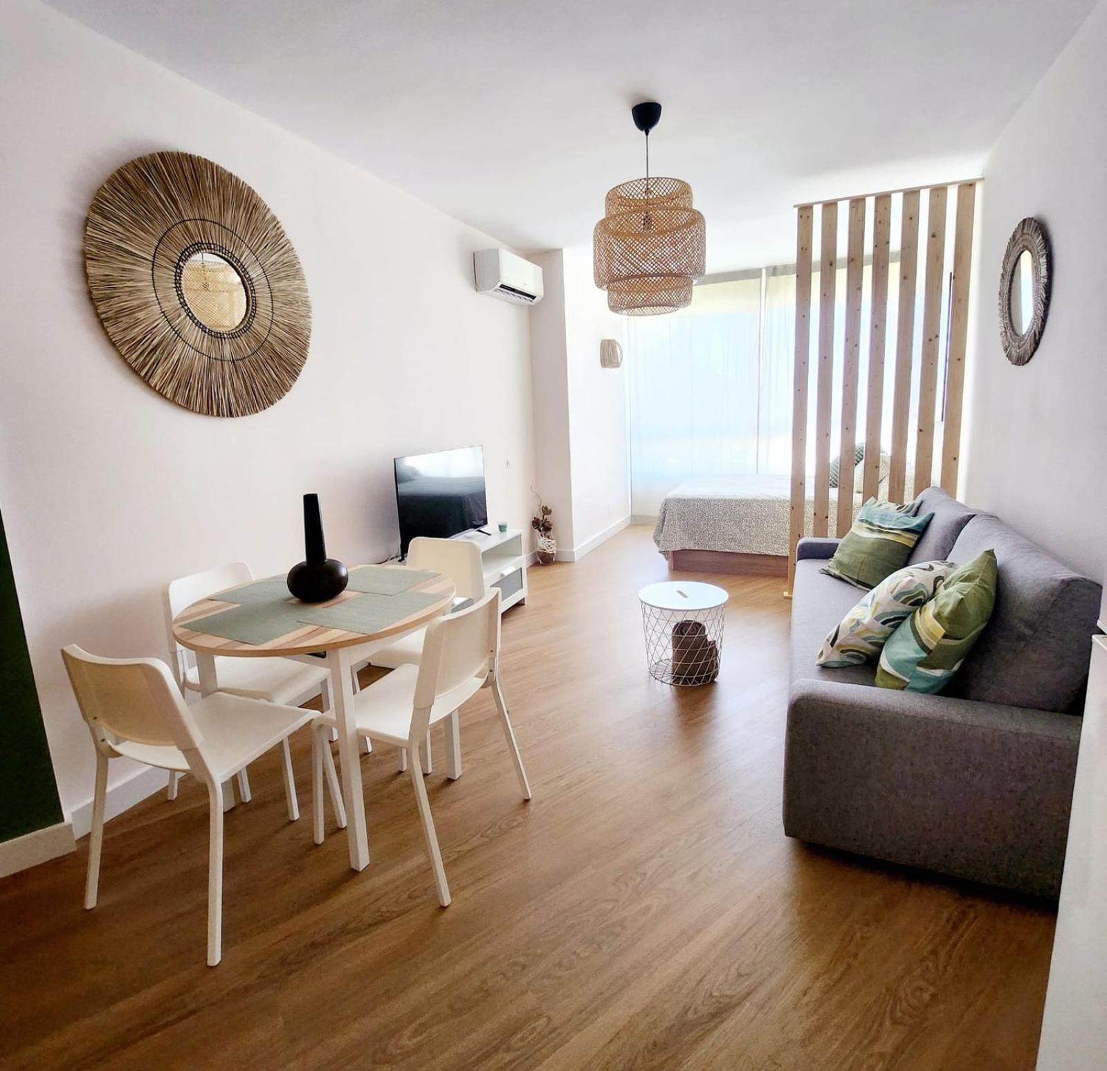 Estudio Melmar En Playamar Torremolinos Exterior photo